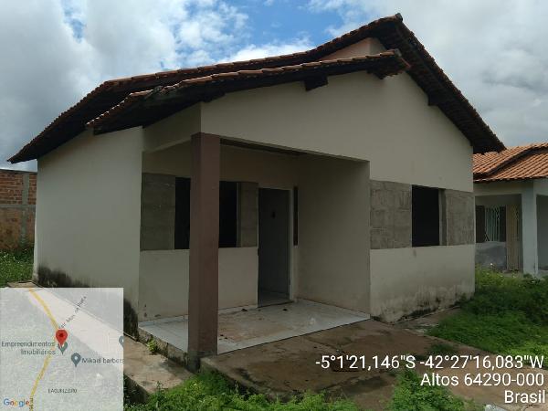 Imóvel bem localizado — Casa no Bacurizeiro, Altos - PI, Nº 62, 2 quartos, 200m²