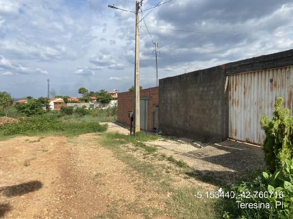 Oferta limitada — Casa no Parque Sul, Teresina - PI, Nº 3648, 2 quartos, 300m²