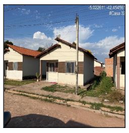 Negócio vantajoso — Casa no Bacurizeiro, Altos - PI, Nº 72, 2 quartos, 200m²
