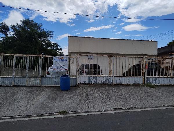 Imóvel com bom aproveitamento — Casa no Monjolos, Sao Goncalo - RJ, Nº 216, 2 quartos, 675m²