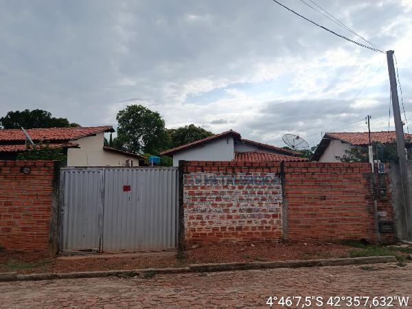 Condições especiais — Casa em Jose de Freitas - PI, Nº 861, 2 quartos, 1 vaga, 281m²