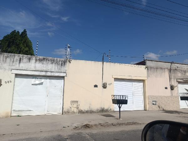 Oferta promissora — Casa no Buenos Aires, Horizonte - CE, Nº 50, 2 quartos, 1 vaga, 371,25m²