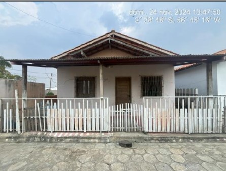 Condição facilitada — Casa no Lady Laura, Parintins - AM, Nº 4782, 2 quartos, 88m²