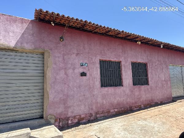 Imóvel para morar ou investir — Casa no Cidade Nova, Demerval Lobao - PI, Nº 1138, 2 quartos, 180,29m²