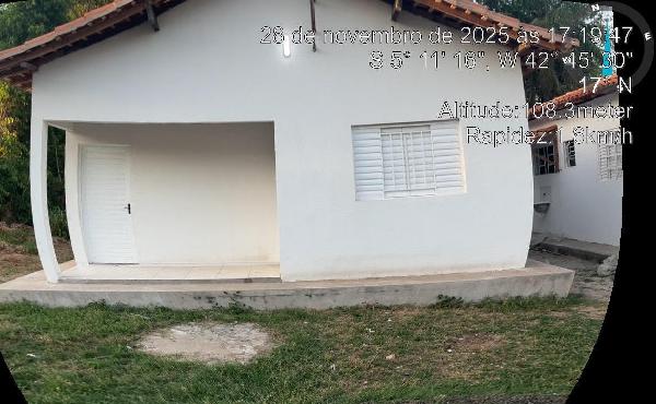 Oferta imperdível — Casa no Esplanada, Teresina - PI, Nº 6165, 2 quartos, 200m²