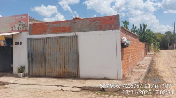 Oportunidade garantida — Casa no Santa Ines, Demerval Lobao - PI, Nº 286, 2 quartos, 200m²