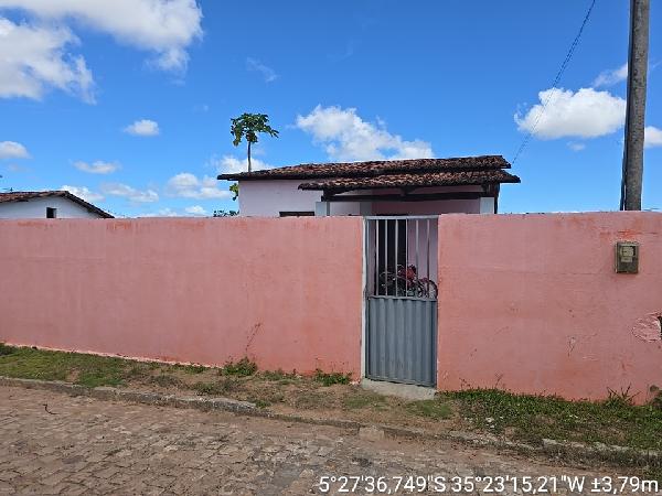 Imóvel bem posicionado — Casa no Caminho Dalagoa Azul, Maxaranguape - RN, Nº 130, 2 quartos, 180m²