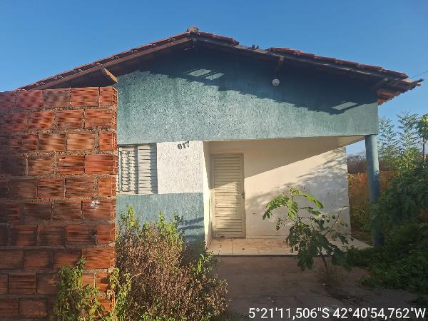 Excelente imóvel — Casa no Santa Ines, Demerval Lobao - PI, Nº 617, 2 quartos, 1 vaga, 202m²