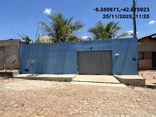 Oferta vantajosa — Casa no Santa Ines, Demerval Lobao - PI, Nº 47, 2 quartos, 200m²