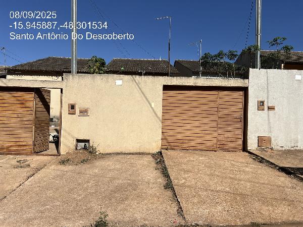 Condição facilitada — Casa no Jardim Ana Beatriz I, Santo Antonio do Descoberto - GO, N. SN LT 10A, 2 quartos, 180m²