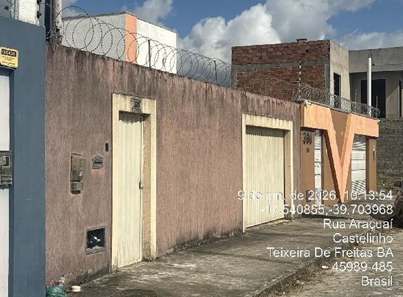 Oferta promissora — Casa no Nanuque, Teixeira de Freitas - BA, Nº 320, 2 quartos, 250m²