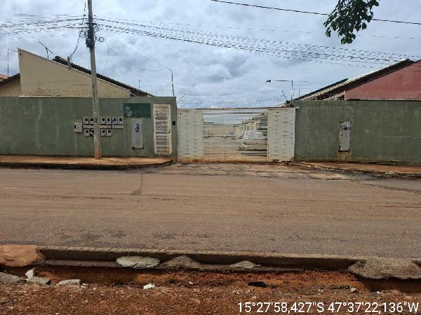 Imóvel com boa estrutura — Casa no Setor Sul, Planaltina - GO, N. SN CASA 09, 2 quartos, 1 vaga, 115m²