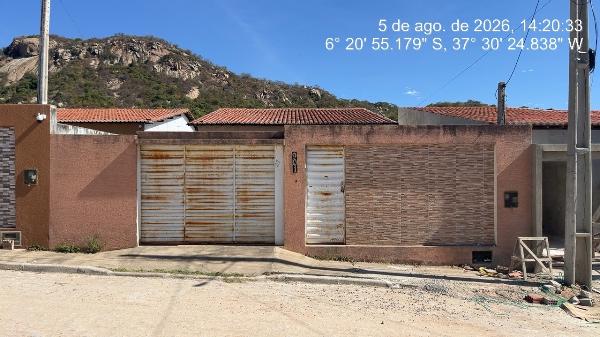 Imóvel com ótimo custo — Casa no Centro, Brejo do Cruz - PB, Nº 901, 2 quartos, 1 vaga, 250m²
