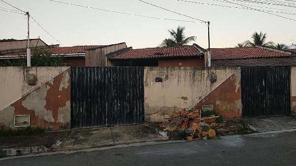 Imóvel com ótima proposta — Casa no Parque Santo Antonio, Itaitinga - CE, Nº 55, 2 quartos, 129,33m²