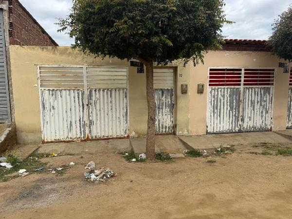 Imóvel com excelente proposta — Casa no Sao Domingos, Brejo da Madre de Deus - PE, Nº 209-C, 2 quartos, 105m²