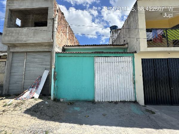 Imóvel com bom aproveitamento — Casa no Centro, Jupi - PE, Nº 130, 2 quartos, 60m²