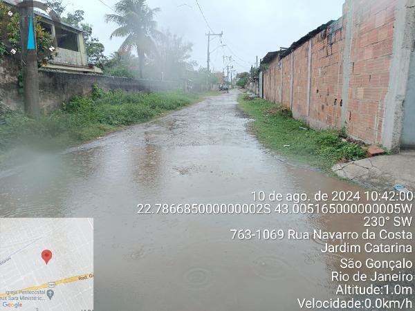 Imóvel em local estratégico — Casa no Jardim Catarina, Sao Goncalo - RJ, Apto 201, 2 quartos, 360m²