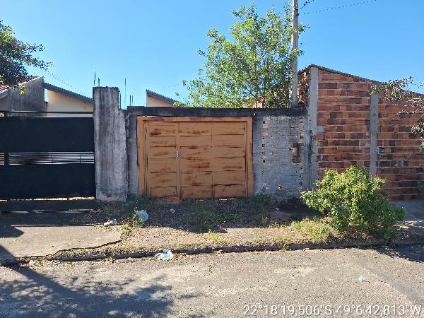 Negócio com vantagem — Casa no Parque Jaragua, Bauru - SP, Nº 2-104, 1 quarto, 1 vaga, 125m²