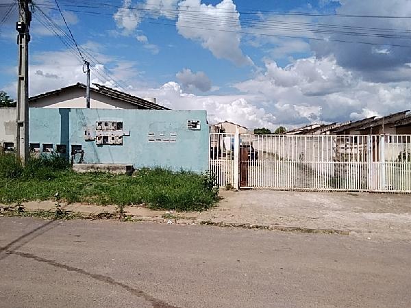 Imóvel selecionado Caixa — Casa no Mansoes de Recreio Estrela Dalva Iv, Luziania - GO, Nº 10, 2 quartos, 1 vaga, 109,2m²