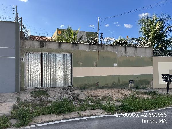 Negócio com vantagem — Casa no Centro Operario, Timon - MA, Nº 2200, 3 quartos, 1 vaga, 300m²
