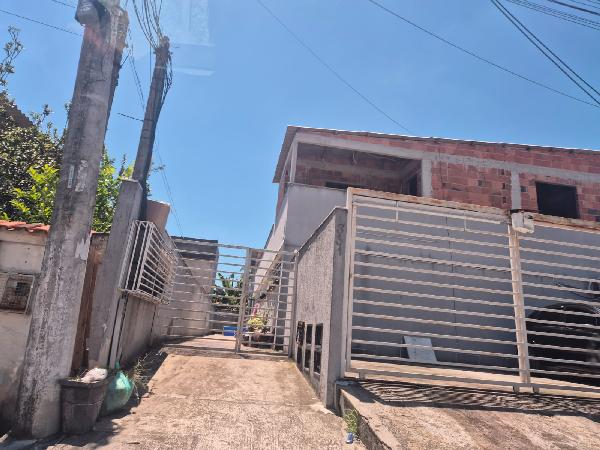 Oferta com excelente localização — Casa no Coelho, Sao Goncalo - RJ, Nº 331, 1 quarto, 1 vaga, 37m²
