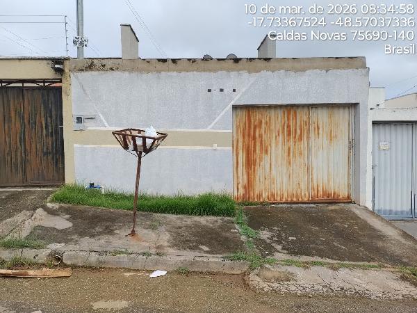 Oportunidade valiosa — Casa no Residencial Lago de Cristal, Caldas Novas - GO, Nº 167, 2 quartos, 180m²