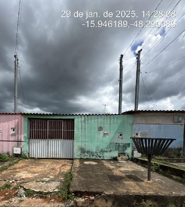 Oferta imperdível — Casa no Jardim Ana Beatriz I, Santo Antonio do Descoberto - GO, N. SN LT 06-A, 2 quartos, 180m²