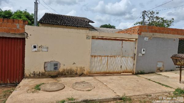 Imóvel com bom aproveitamento — Casa no Jardim Ana Beatriz Ii, Santo Antonio do Descoberto - GO, N. SN LT 14B R 22, 2 quartos, 1 vaga, 180m²