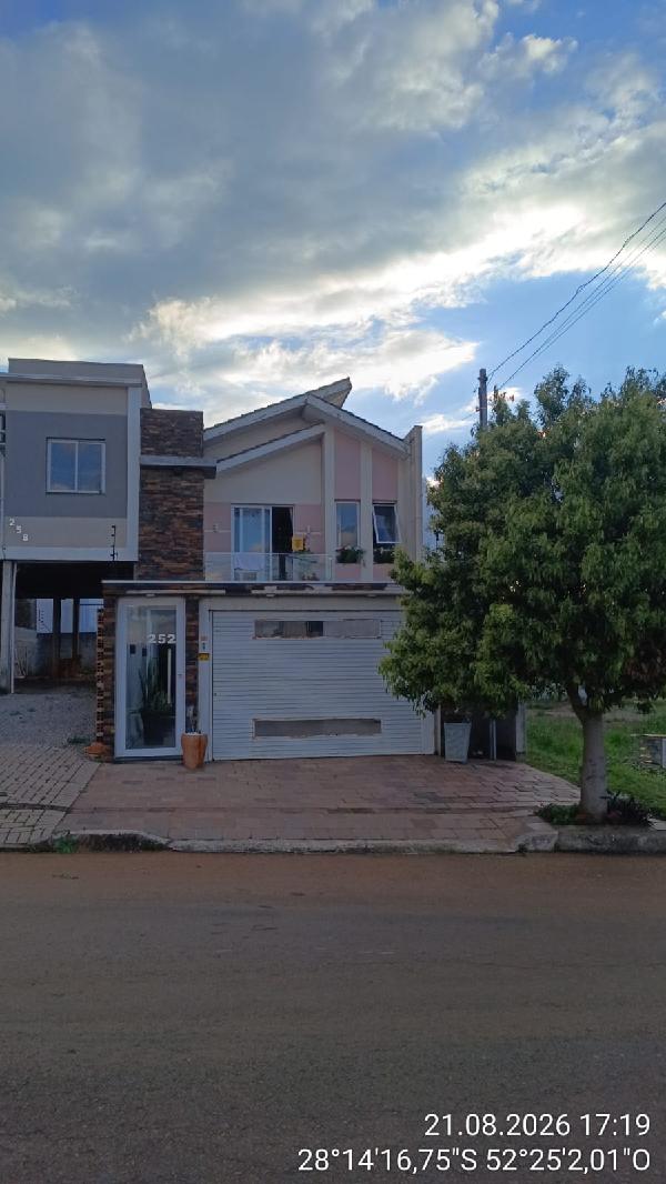 Negócio vantajoso — Casa no Cidade Nova, Passo Fundo - RS, Nº 252, 1 vaga, 150m²