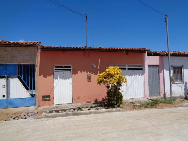Imóvel com excelente localização — Casa no Boiadeira, Iacu - BA, Nº 127, 2 quartos, 1 vaga, 116m²