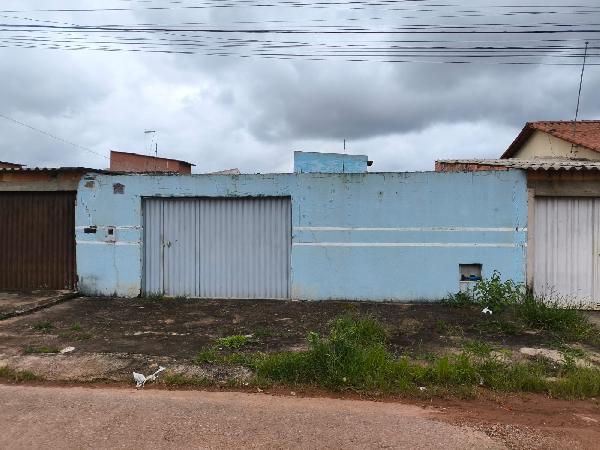 Imóvel com ótima proposta — Casa no Jardim Ana Beatriz I, Santo Antonio do Descoberto - GO, N. SN LT 12-A RUA 04, 2 quartos, 219,42m²