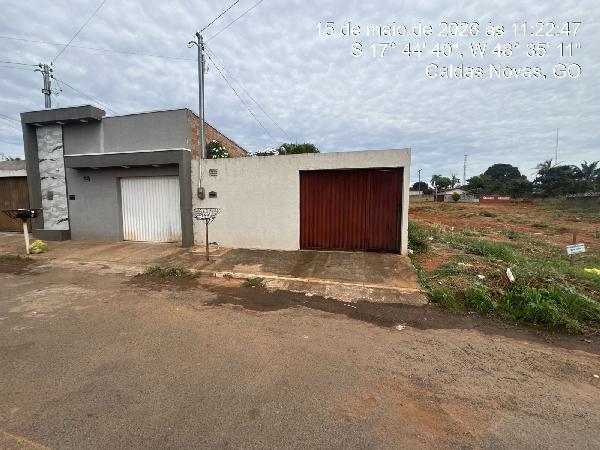 Oferta vantajosa — Casa no Parque Residencial Holliday, Caldas Novas - GO, Nº 386, 2 quartos, 1 vaga, 180m²