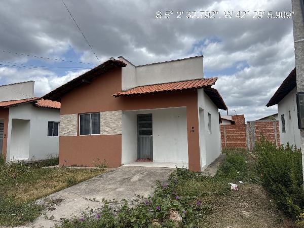 Negócio vantajoso — Casa no Baixao dos Paiva, Altos - PI, Nº 20, 2 quartos, 200m²