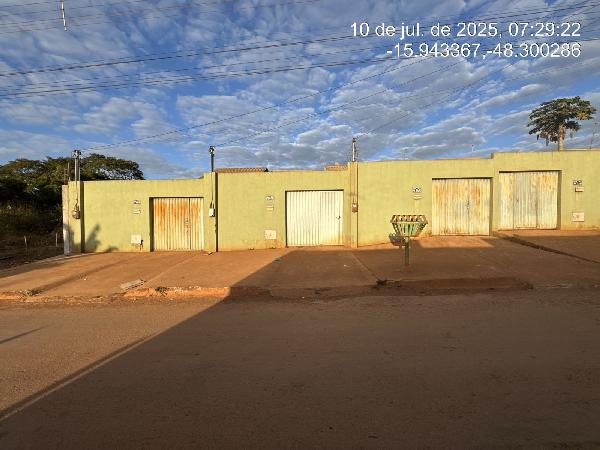 Imóvel com boa estrutura — Casa no Jardim Ana Beatriz Ii, Santo Antonio do Descoberto - GO, N. SN, 2 quartos, 1 vaga, 157,5m²