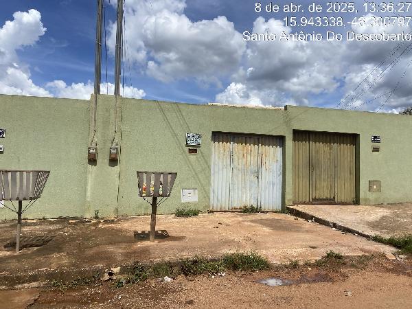 Imóvel com potencial — Casa no Jardim Ana Beatriz Ii, Santo Antonio do Descoberto - GO, N. SN LT. 09C - RUA 21, 2 quartos, 158,75m²
