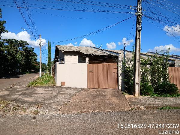 Imóvel para morar ou investir — Casa no Sao Caetano, Luziania - GO, N. SN LT 25A, 2 quartos, 1 vaga, 125,5m²