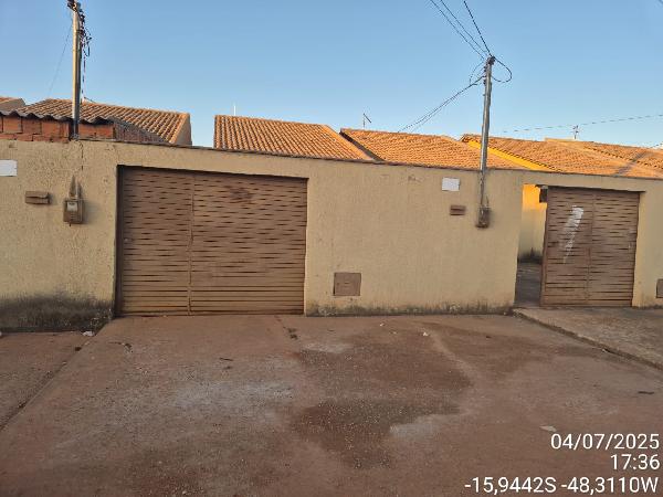 Imóvel em região valorizada — Casa no Parque Estrela Dalva Xvi, Santo Antonio do Descoberto - GO, N. SN, 2 quartos, 181,5m²