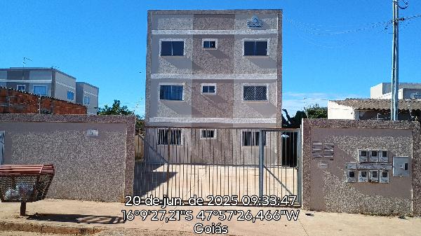 Imóvel com localização privilegiada — Apartamento no Parque Estrela Dalva Ix, Luziania - GO, Apto 301, 2 quartos, 1 vaga, 54,37m²