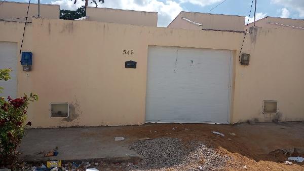 Oportunidade facilitada — Casa no Carnaubal, Horizonte - CE, Nº 54B, 2 quartos, 2 vagas, 231m²
