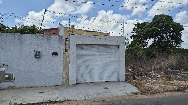 Imóvel em destaque — Casa no Alto da Estrela, Horizonte - CE, Nº 1421, 2 quartos, 1 vaga, 222m²