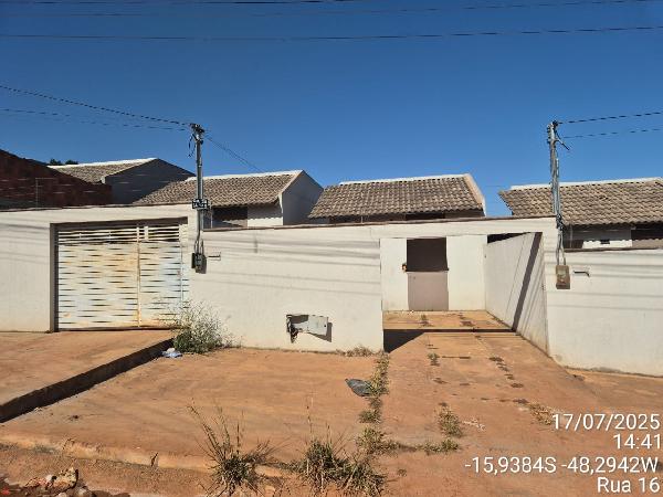 Negócio imperdível — Casa no Parque Santo Antonio, Santo Antonio do Descoberto - GO, N. SN LT 13B RUA 16, 2 quartos, 250m²