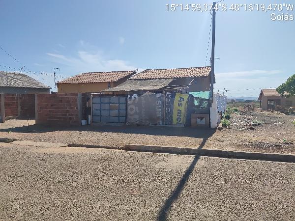 Imóvel para investir — Casa no Vila Divinéia, Padre Bernardo - GO, N. SN QD 18 LT 16, 2 quartos, 1 vaga, 240m²