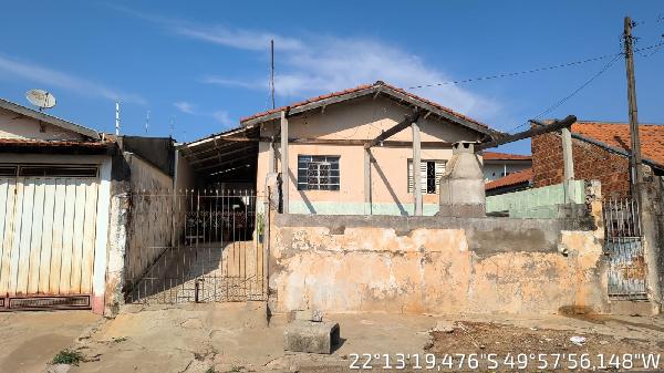 Oferta promissora — Casa no Sao Jose, Marilia - SP, Nº 43, 2 quartos, 250m²
