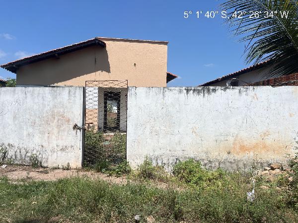 Oferta vantajosa — Casa no Ciana, Altos - PI, Nº 76, 2 quartos, 290m²