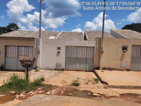 Oferta imperdível — Casa no Jardim Ana Beatriz I, Santo Antonio do Descoberto - GO, N. SN LT 10-C R 11, 2 quartos, 1 vaga, 324m²