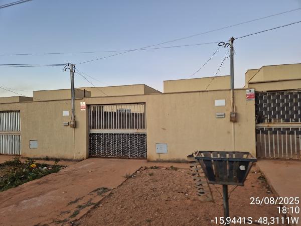 Imóvel em ótima região — Casa no Parque Estrela Dalva Xvi, Santo Antonio do Descoberto - GO, N. SN LT 08B, 2 quartos, 1 vaga, 181,5m²