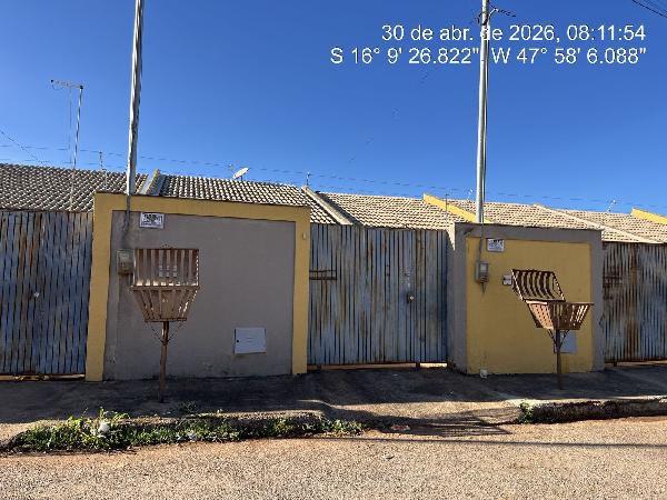 Imóvel com ótimo custo — Casa no Parque Estrela Dalva Ix, Luziania - GO, N. SN CS 03 LT 08A QD 391, 2 quartos, 1 vaga, 150m²