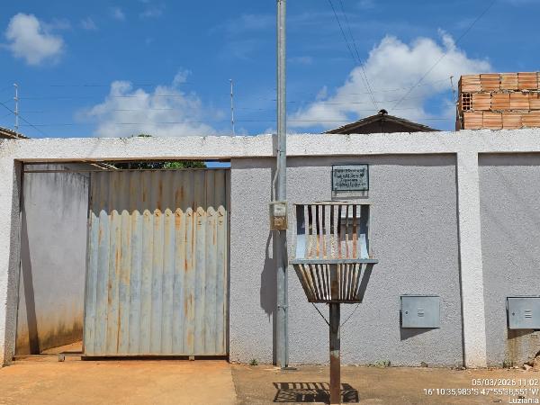 Imóvel em região valorizada — Casa no Cidade Industrial Fracaroli, Luziania - GO, N. SN CASA 02, 2 quartos, 1 vaga, 150m²