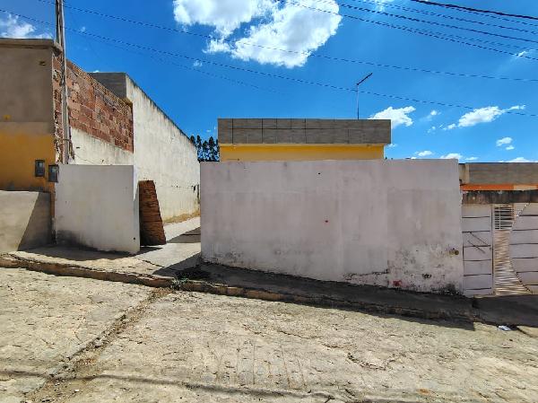 Imóvel bem localizado — Casa no Lot N Cha Alegria 3, Cha de Alegria - PE, Nº 05, 2 quartos, 127,5m²