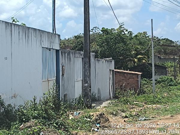 Oportunidade para moradia — Casa no Complexo Jardim, Nossa Senhora do Socorro - SE, Nº 380, 2 quartos, 200m²